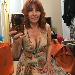 Meet your Posher, Bia